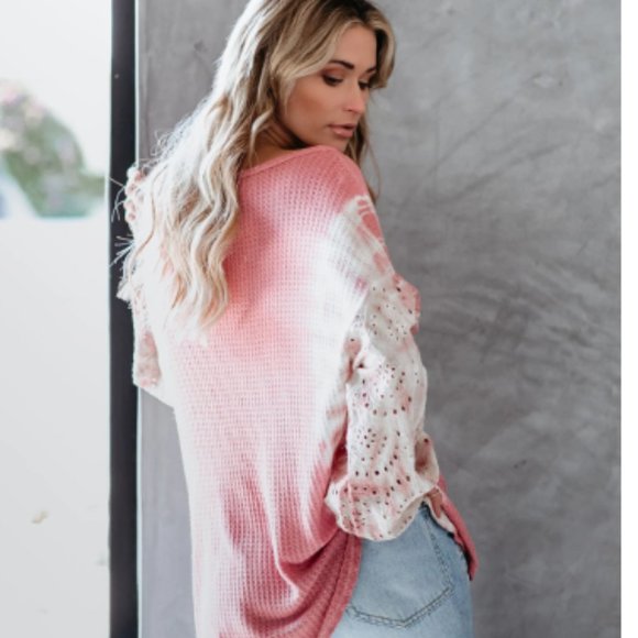 WALENTINA Contrast Sleeve Blouse - Picture 6 of 8